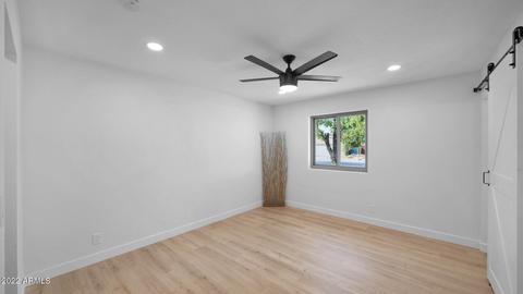 527 E Morrow Dr, Phoenix, AZ 85024 photo 14
