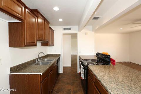3926 W Rose Ln, Phoenix, AZ 85019 photo 12