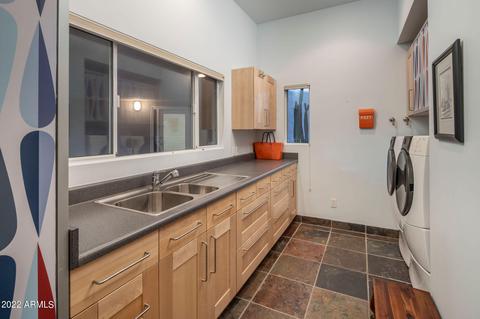 4528 N 40th Pl, Phoenix, AZ 85018 photo 19