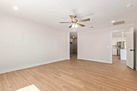 2827 E Tamarisk Ave, Phoenix, AZ 85040 photo 4