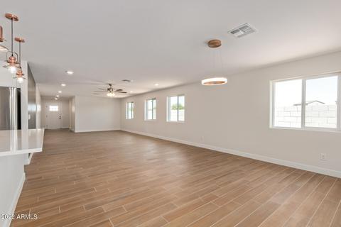 2827 E Tamarisk Ave, Phoenix, AZ 85040 photo 12