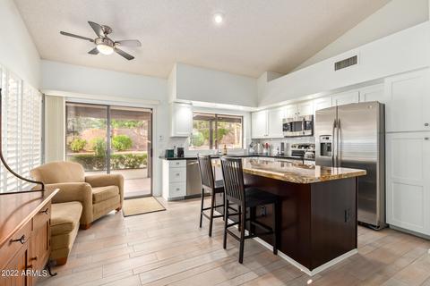 724 E Brook Hollow Dr, Phoenix, AZ 85022 photo 4