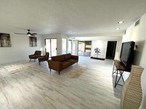 3740 E Sunnyside Dr, Phoenix, AZ 85028 photo 7