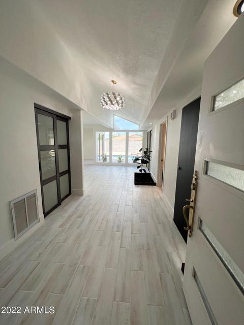 3740 E Sunnyside Dr, Phoenix, AZ 85028 photo 4