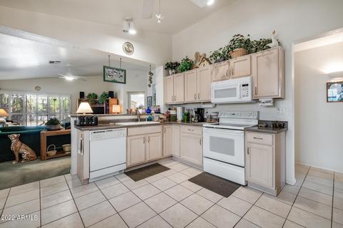 3424 E Wahalla Ln, Phoenix, AZ 85050 photo 8