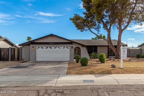 2543 E Libby St, Phoenix, AZ 85032 photo 2