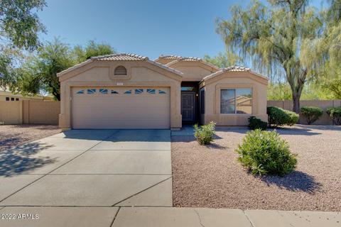 1713 E Silver Creek Rd, Gilbert, AZ 85296 photo 1