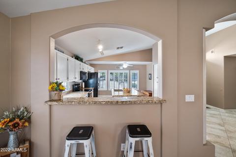 4126 E Graythorn Ave, Phoenix, AZ 85044 photo 9