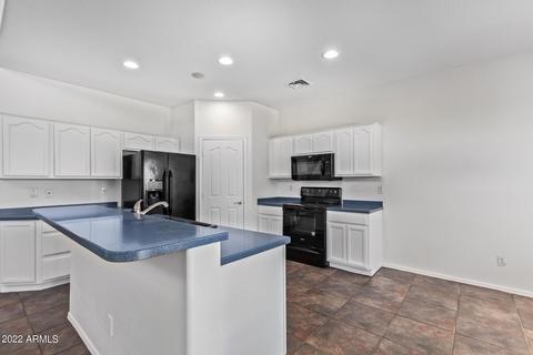 8919 S 7th Dr, Phoenix, AZ 85041 photo 12