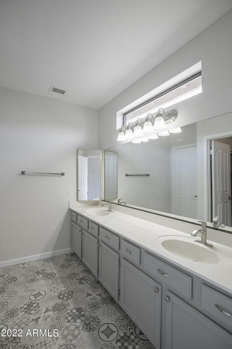 449 S Tiago Dr, Gilbert, AZ 85233 photo 34
