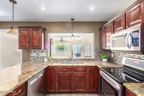 1883 E Watson Dr, Tempe, AZ 85283 photo 9