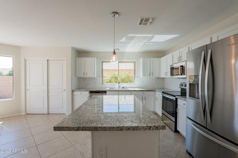 2239 E Ruby Ln, Phoenix, AZ 85024 photo 8