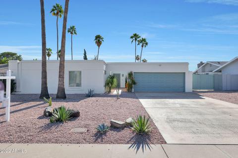 2807 E Laurel Ln, Phoenix, AZ 85028 photo 3