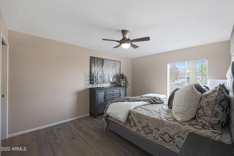 2807 E Laurel Ln, Phoenix, AZ 85028 photo 7