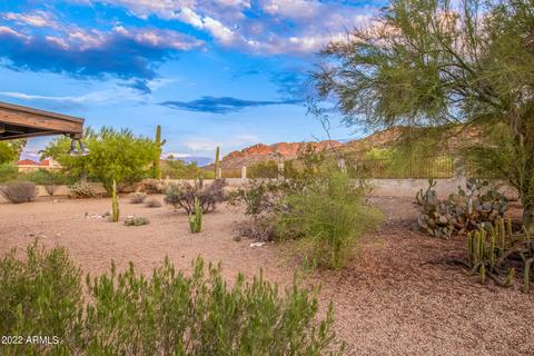 3369 Eva St, Phoenix, AZ 85028 photo 5