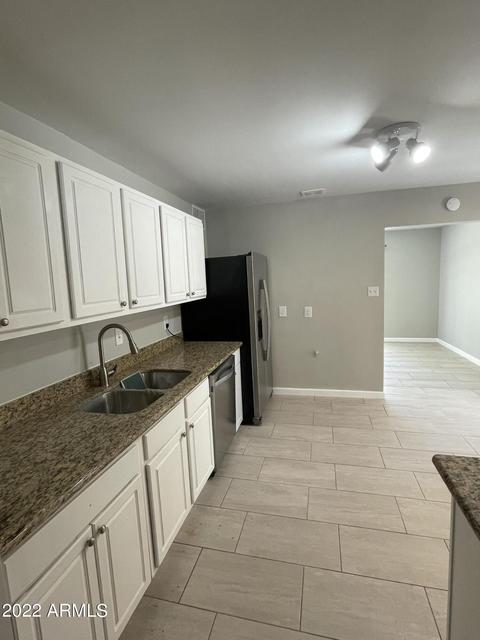4306 N 27th Dr, Phoenix, AZ 85017 photo 9