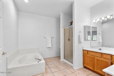 1124 E Rose Ln #21, Phoenix, AZ 85014 photo 18