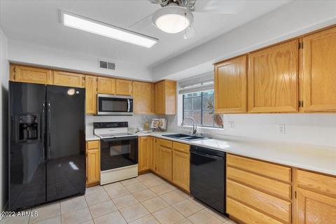 1124 E Rose Ln #21, Phoenix, AZ 85014 photo 7