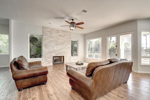 1539 W Laurel Ave, Gilbert, AZ 85233 photo 6