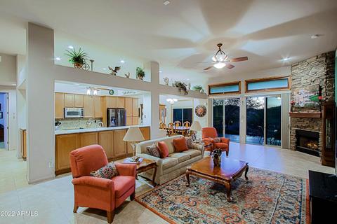 45018 N 20th St, New River, AZ 85087