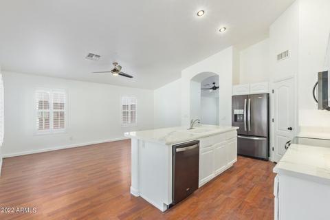 696 W Douglas Ave, Gilbert, AZ 85233 photo 7