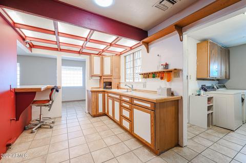 924 E Bethany Home Rd, Phoenix, AZ 85014 photo 10