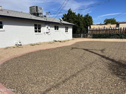 1833 E Pleasant Ln, Phoenix, AZ 85042 photo 17