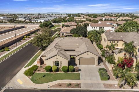 2810 E Blue Sage Rd, Gilbert, AZ 85297 photo 3