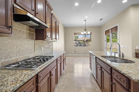 2810 E Blue Sage Rd, Gilbert, AZ 85297 photo 18