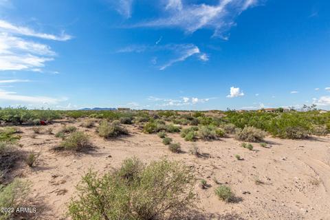 361 W Xr W Roeser Rd, Tonopah, AZ 85354