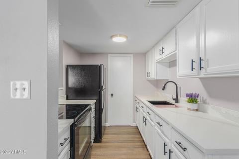 4633 E Jones Ave, Phoenix, AZ 85040 photo 1
