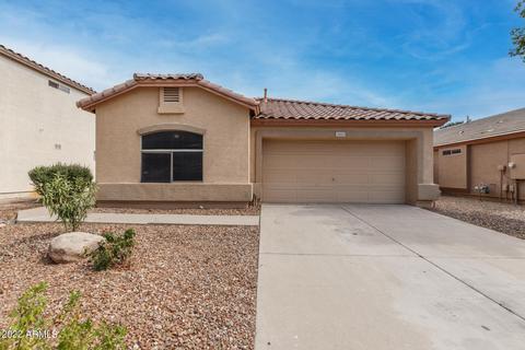 2063 S Peppertree Dr, Gilbert, AZ 85295 photo 1