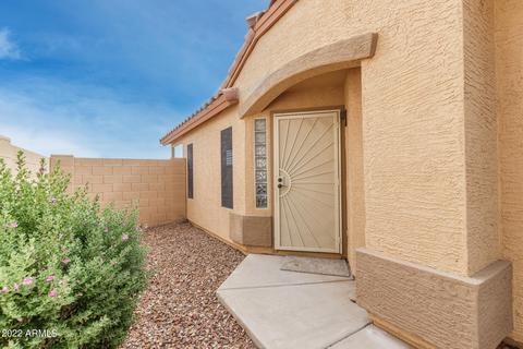 2063 S Peppertree Dr, Gilbert, AZ 85295 photo 4