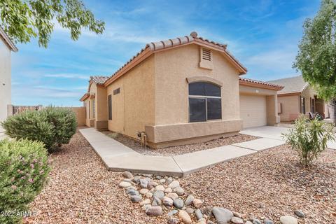 2063 S Peppertree Dr, Gilbert, AZ 85295 photo 3