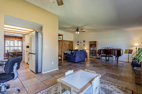 1030 E Rosemonte Dr, Phoenix, AZ 85024 photo 4