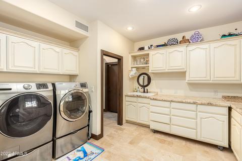 1027 E Caroline Ln, Tempe, AZ 85284 photo 13