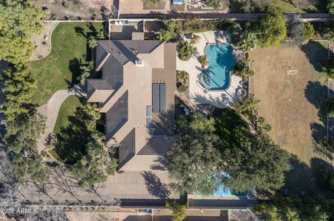 1027 E Caroline Ln, Tempe, AZ 85284 photo 2