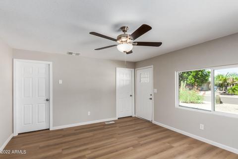 2533 E Piute Ave, Phoenix, AZ 85050 photo 2