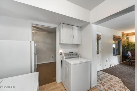 922 E Orange Dr, Phoenix, AZ 85014 photo 15