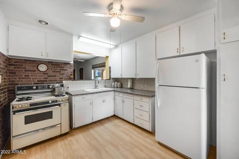 922 E Orange Dr, Phoenix, AZ 85014 photo 20