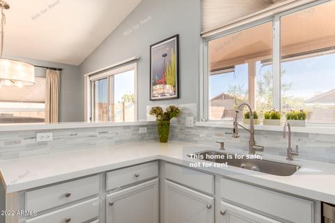 4733 E Desert Wind Dr, Phoenix, AZ 85044 photo 3