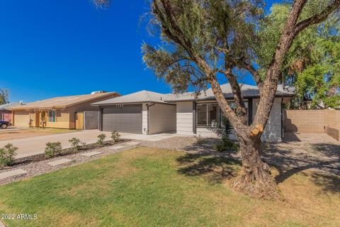 7722 W Wolf St, Phoenix, AZ 85033 photo 3