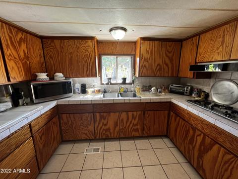2814 Escuda Rd, Phoenix, AZ 85050 photo 7