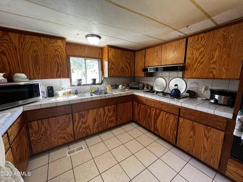 2814 Escuda Rd, Phoenix, AZ 85050 photo 8