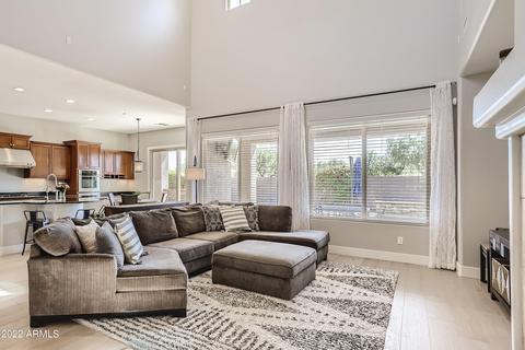 3753 Ember Glow Way, Phoenix, AZ 85050 photo 7