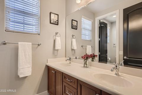 3753 Ember Glow Way, Phoenix, AZ 85050 photo 38