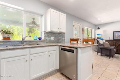 4202 E Greenway Ln, Phoenix, AZ 85032 photo 13