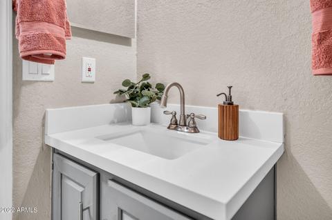 2611 E Aire Libre Ave, Phoenix, AZ 85032 photo 19