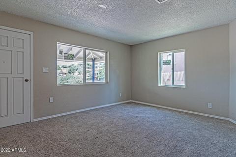 550 E Mesquite St, Globe, AZ 85501 photo 2