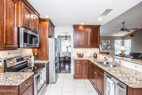 4119 E Topeka Dr, Phoenix, AZ 85050 photo 2